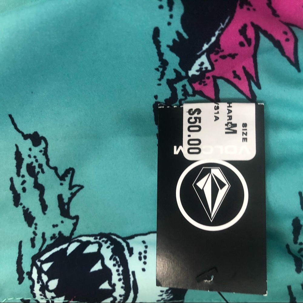 Volcom Board Shorts - Picture 2 of 3